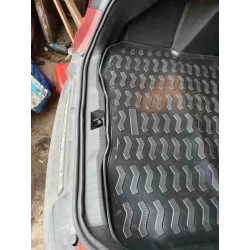 Коврик в багажник Aileron на Renault Arkana 4WD (2019-) 2