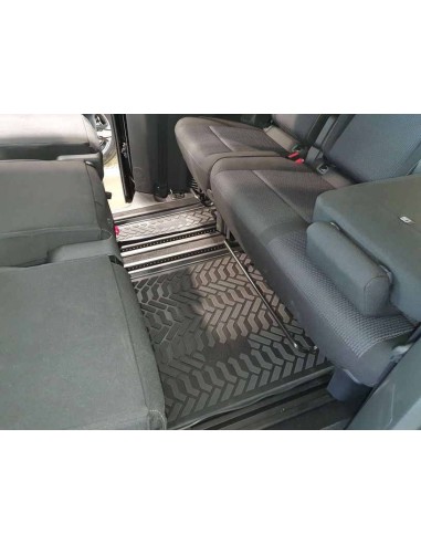 Коврики в салон Aileron на Peugeot Traveller...
