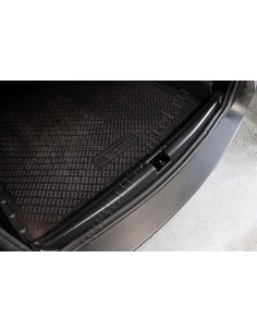 Накладка на порожек багажника (без скотча) Renault Duster... 2