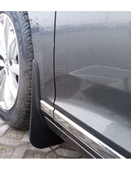 Брызговики Фольксваген Пассат B8 / VW Passat B8(комплект 4шт,передние+задние)(MG)