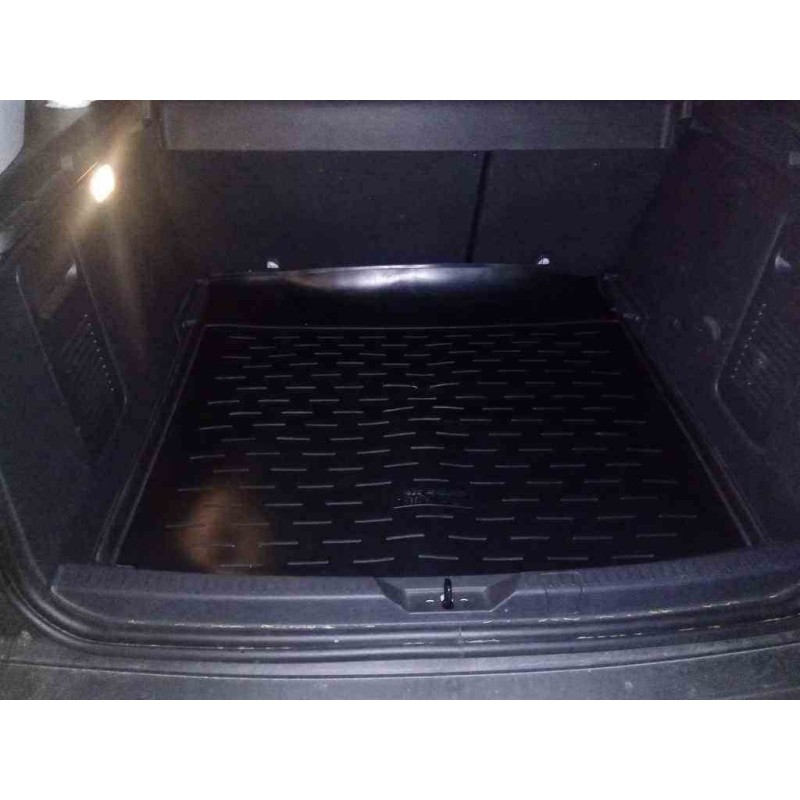Коврик в багажник Aileron на Renault Kaptur...