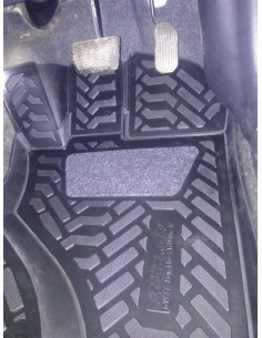 Коврики в салон Aileron на Toyota Corolla Fielder (ПР)...