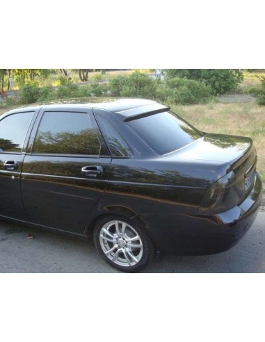 Козырек заднего стекла на Приора седан