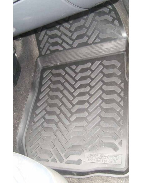 Коврики в салон Aileron на Renault Logan II (2014 -) (3D с подпятником)